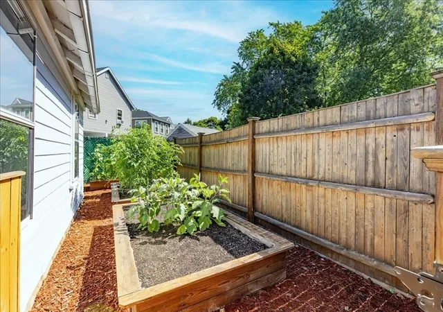 42nd image of 20 Beach St, Malden, MA 02148 | MLS# 73559402