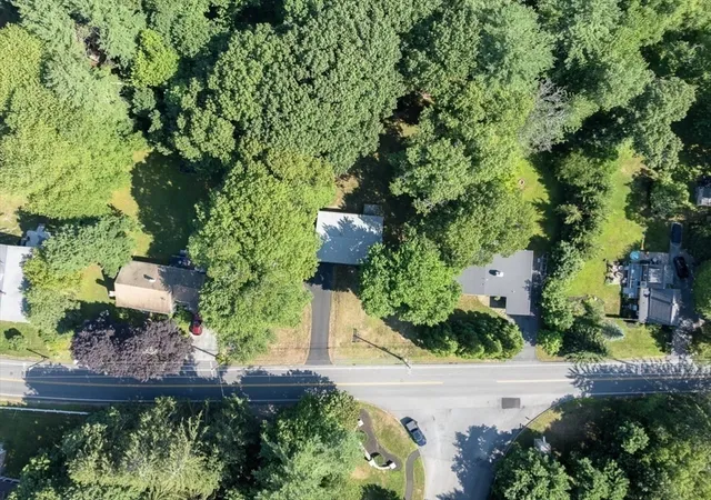 3rd image of 27 Brook St, Kingston, MA 02364 | MLS# 73558709