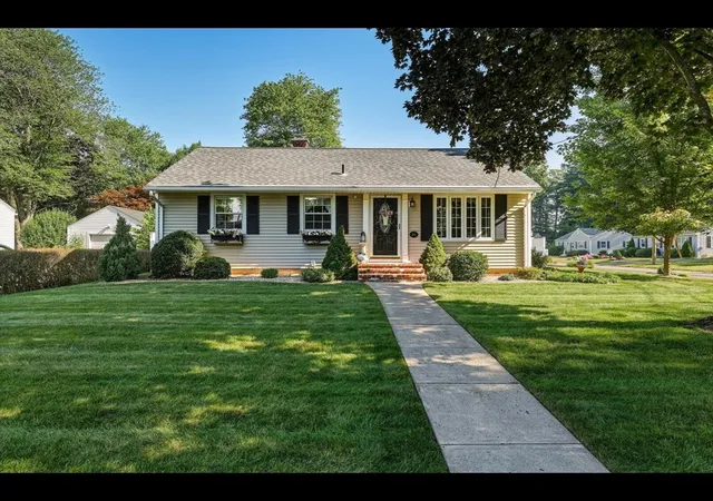 Photo 1 of Sale Pending at 36 Helen Cir, East Longmeadow, MA 01028 | MLS# 73556546 | Listing updated on 2026-08-18
