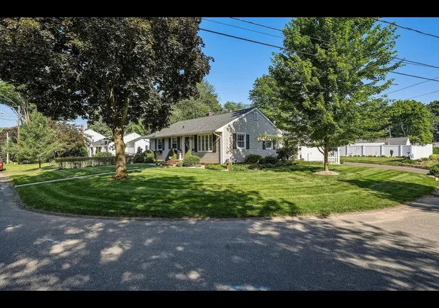 Photo 2 of Sale Pending at 36 Helen Cir, East Longmeadow, MA 01028 | MLS# 73556546 | Listing updated on 2026-08-18