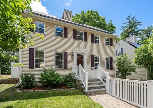 Homes for sale in Marlborough, MA | 11 Arcadia Circle #23, Marlborough, MA 01752 | MLS# 73537149