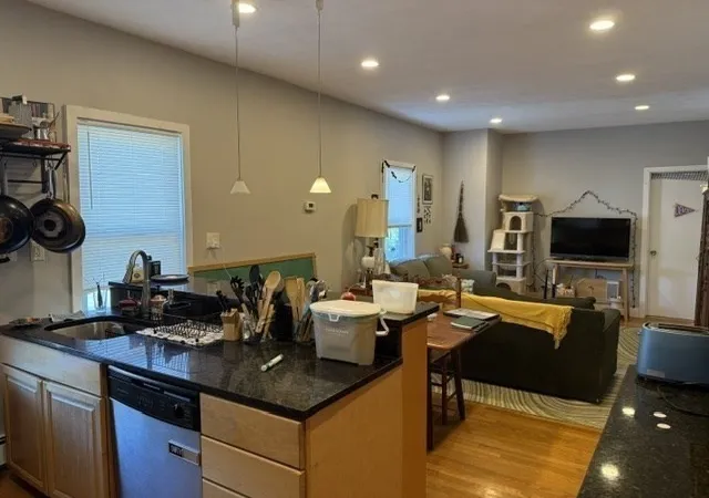 Homes for sale in Cambridge, MA | 960 Cambridge St #3, Cambridge, MA 02141 | MLS# 73532265