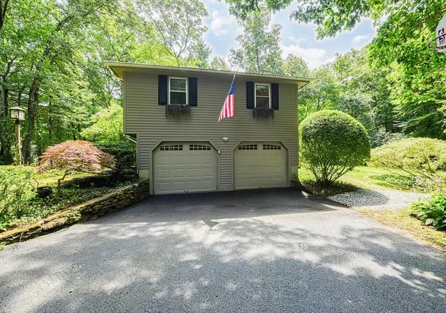 Photo 3 of Single family home for sale at 45 Neck Hl Rd, Mendon, MA 01756 | MLS# 73555620 | Listing updated on 2026-10-03