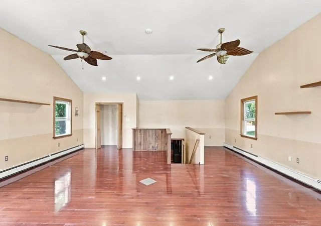 Photo 3 of Single family home for sale at 5 Pond Ln Ext, Billerica, MA 01821 | MLS# 73569078 | Listing updated on 2026-08-31