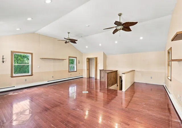 Photo 4 of Single family home for sale at 5 Pond Ln Ext, Billerica, MA 01821 | MLS# 73569078 | Listing updated on 2026-08-31