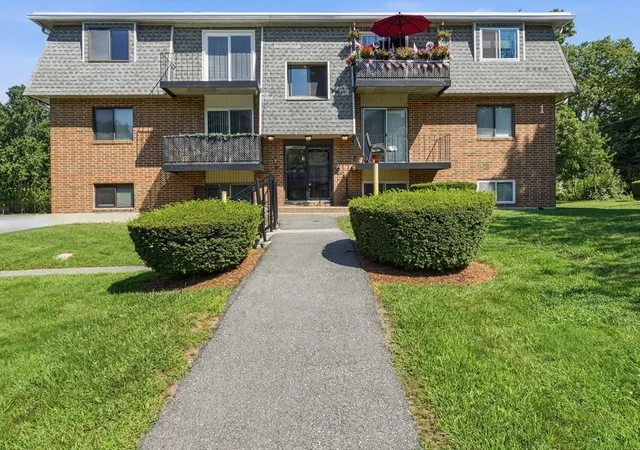 1st image of 176 Maple Ave #1-36, Rutland, MA 01543 | MLS# 73566746