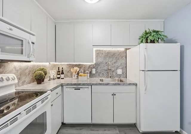 2nd image of 176 Maple Ave #1-36, Rutland, MA 01543 | MLS# 73566746