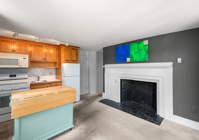 Photo 4 of Sale Pending at 20 Main St #10, Rockport, MA 01966 | MLS# 73547980 | Listing updated on 2026-09-18
