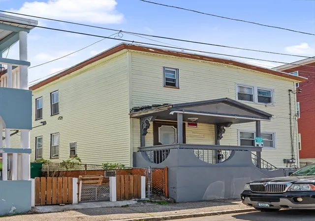 1st image of 18 Pleasant St, Lowell, MA 01852 | MLS# 73515110