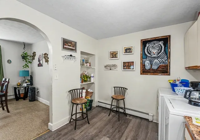 4th image of 18 Pleasant St, Gloucester, MA 01930