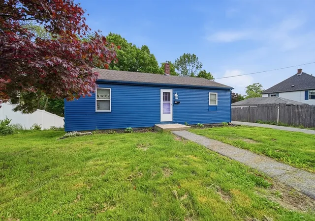 3rd image of 26 Sixteenth, Haverhill, MA 01830 | MLS# 73522830