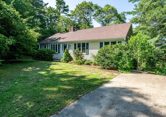 4th image of 100 Farmersville Road, Sandwich, MA 02563 | MLS# 73548263