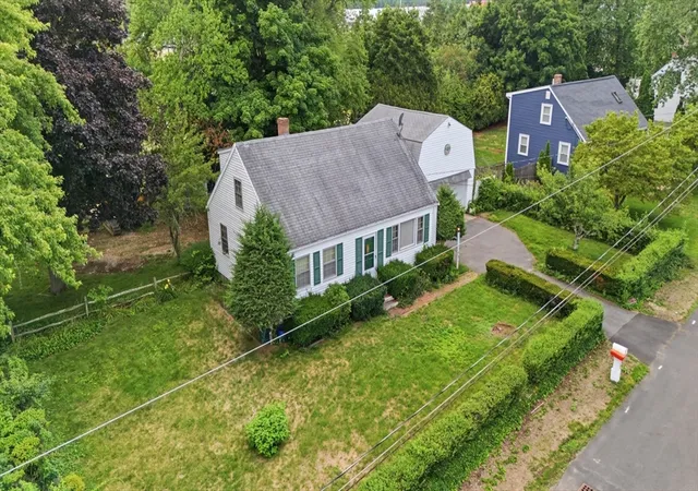 4th image of 3 Lynn Ave, Plainville, MA 02762 | MLS# 73562293