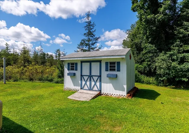 31st image of 1 Freeman Ave, Webster, MA 01570 | MLS# 73568312