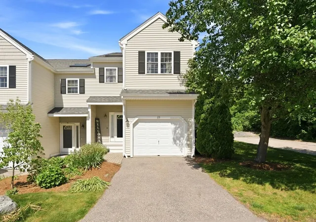 Homes for sale in Grafton, MA | 23 Azalea Ln #23, Grafton, MA 01519 | MLS# 73542557