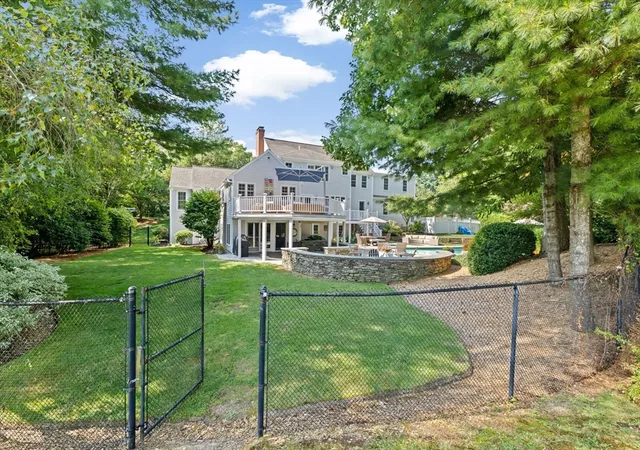 42nd image of 71 Satuit Meadow Ln, Norwell, MA 02061 | MLS# 73546685