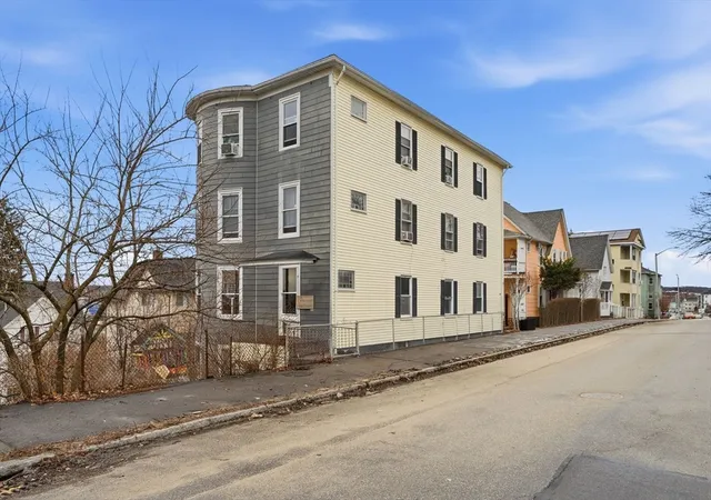 Homes for sale in Worcester, MA | 154 Perry Ave, Worcester, MA 01610 | MLS# 73488636