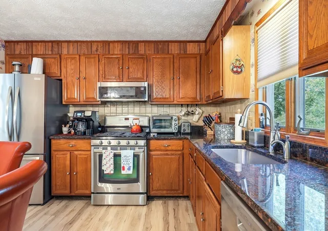 5th image of 357 Howe Street, Methuen, MA 01844 | MLS# 73556149