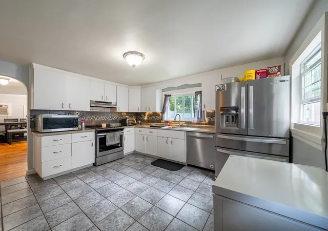 Photo 4 of Sale Pending at 176 Reservoir Ave, Revere, MA 02151 | MLS# 73561627 | Listing updated on 2026-09-16