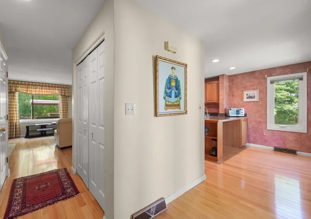 4th image of 120 Stone Ridge Road #120, Franklin, MA 02038 | MLS# 73540619