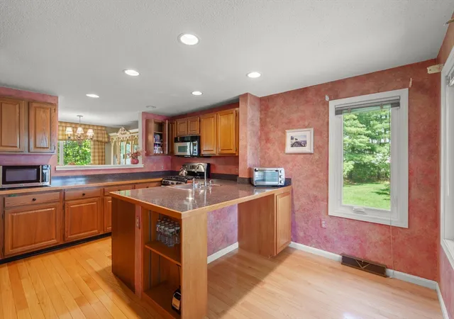 5th image of 120 Stone Ridge Road #120, Franklin, MA 02038 | MLS# 73540619