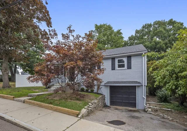Photo 2 of Single family home for sale at 7 Franklin St, Hyde Park, MA 02136 | MLS# 73570025 | Listing updated on 2026-09-04
