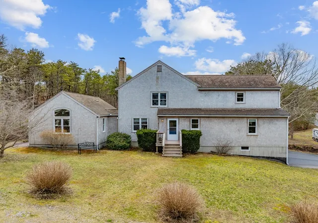 Photo 2 of Single family home for sale at 2 Short Lots Ln, Truro, MA 02666 | MLS# 73499027 | Listing updated on 2026-09-29