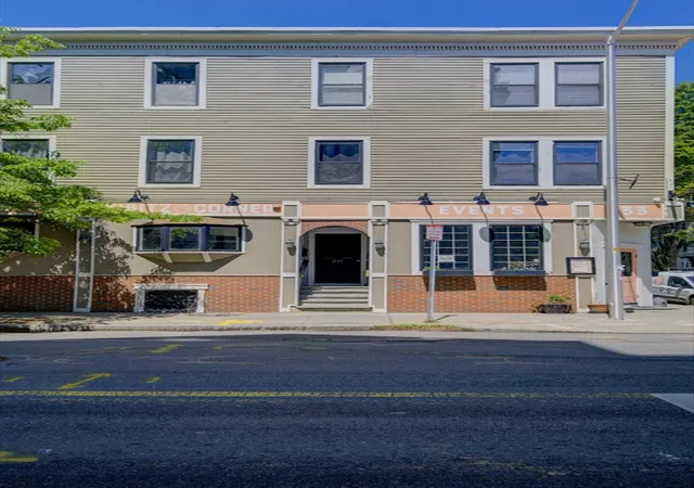Homes for sale in Cambridge, MA | 233 Cardinal Medeiros Avenue #2, Cambridge, MA 02141 | MLS# 73531721