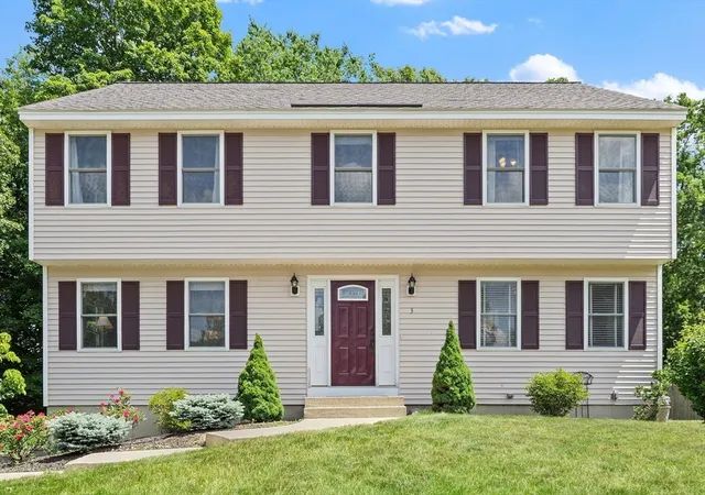 Homes for sale in Pepperell, MA | 3 Suncook Dr, Pepperell, MA 01463 | MLS# 73536248