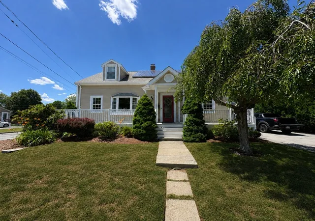 2nd image of 231 Adelaide St, New Bedford, MA 02745 | MLS# 73551704
