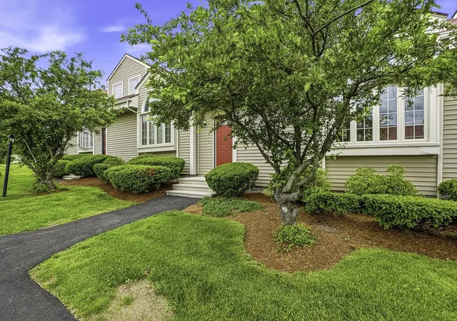 3rd image of 237 South St #6, Shrewsbury, MA 01545 | MLS# 73530820