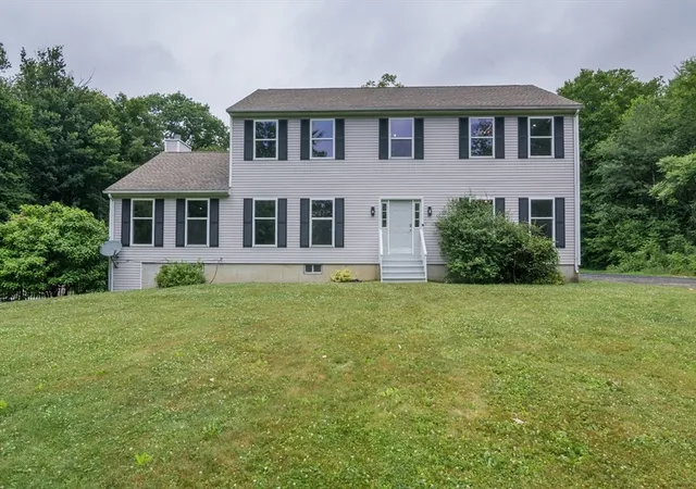 Homes for sale in Blandford, MA | 27 South St, Blandford, MA 01008 | MLS# 73540682