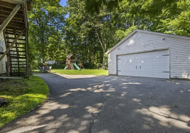 3rd image of 291 N Main St, North Brookfield, MA 01535 | MLS# 73562493