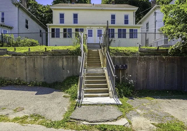 1st image of 5 7 Oak St, Clinton, MA 01510 | MLS# 73555138