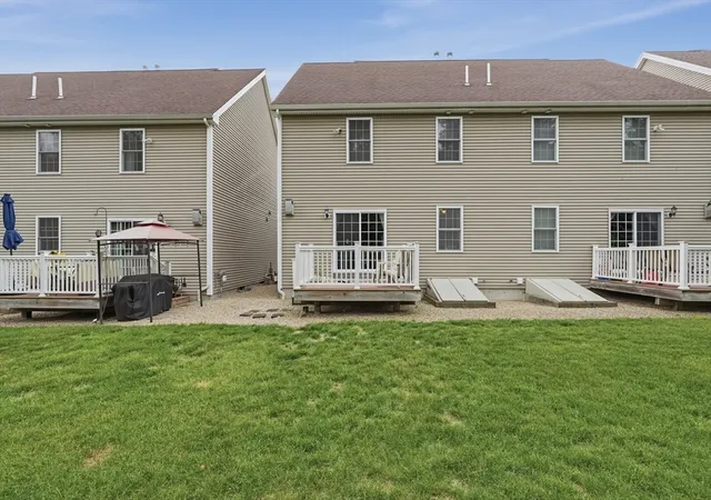 Homes for sale in Gardner, MA | 96 Pinewood Drive, Gardner, MA 01440 | Houzeo