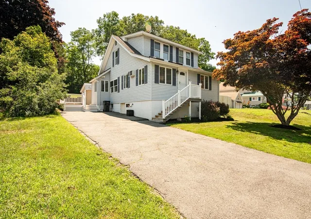 Homes for sale in Haverhill, MA | 510 West Lowell Ave, Haverhill, MA 01832 | MLS# 73543831