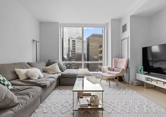 3rd image of 1 Franklin St #2110, Boston, MA 02110 | MLS# 73532693