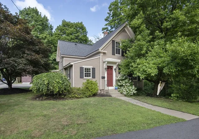 1st image of 21 Lincoln Street, Medway, MA 02053 | MLS# 73547117