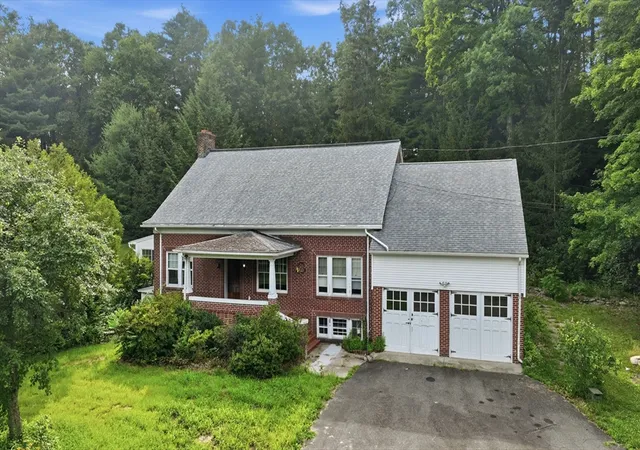 2nd image of 303 E State St, Granby, MA 01033 | MLS# 73548696