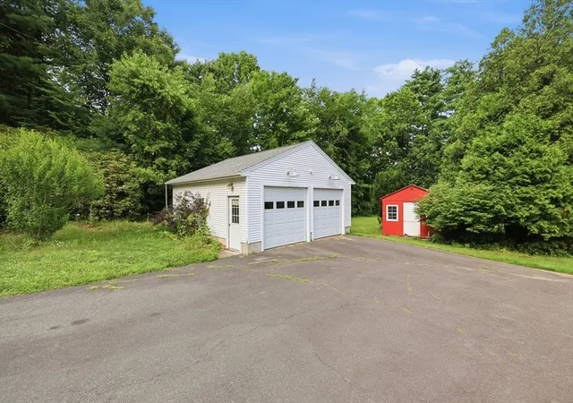 3rd image of 303 E State St, Granby, MA 01033 | MLS# 73548696