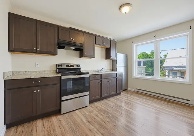 Listing Photo 4 - Condo for sale in building located at 32 N St, Ware, MA 01082