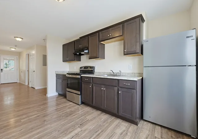 Listing Photo 5 - Condo for sale in building located at 32 N St, Ware, MA 01082
