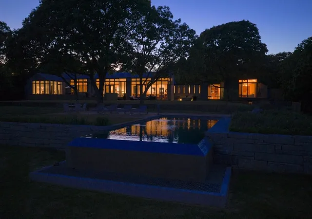 4th image of 8 Snail Road, Chilmark, MA 02535 | MLS# 73538291
