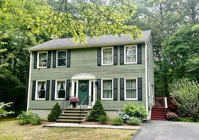 1st image of 71 Harvey St, Taunton, MA 02780 | MLS# 73551552
