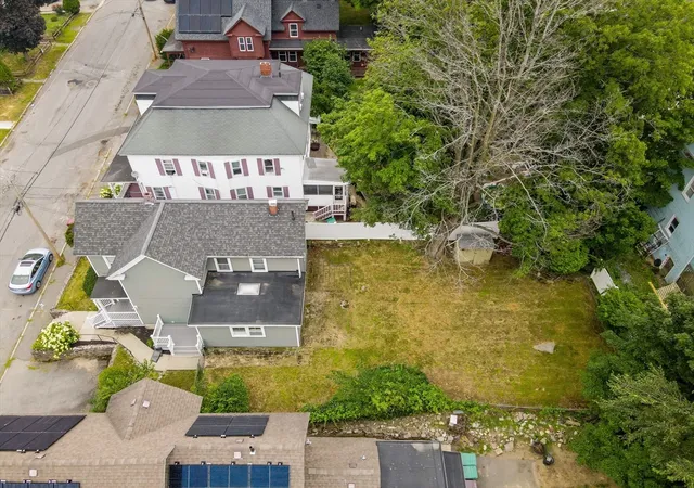 31st image of 35 Nineteenth Street, Lowell, MA 01850 | MLS# 73553192