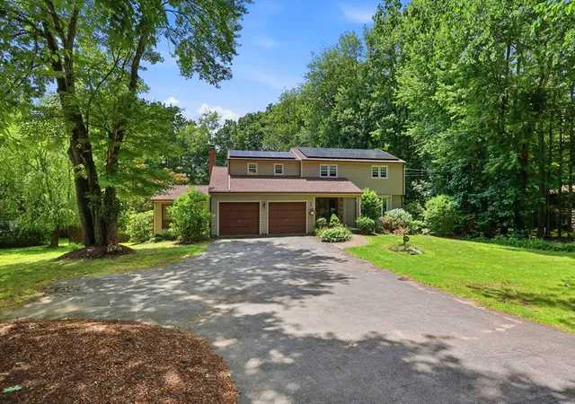 Homes for sale in East Longmeadow, MA | 431 Prospect St, East Longmeadow, MA 01028 | MLS# 73539030