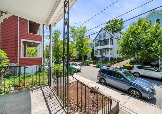 Homes for sale in Medford, MA | 31 Orchard St, Medford, MA 02155 | MLS# 73545628