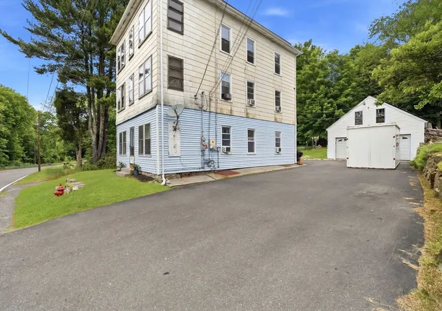 Homes for sale in Uxbridge, MA | 310 Blackstone St, Uxbridge, MA 01569 | MLS# 73537201