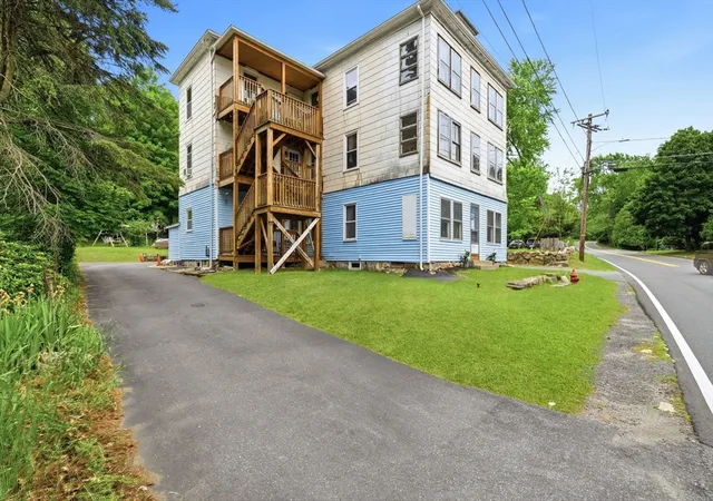 Homes for sale in Uxbridge, MA | 310 Blackstone St, Uxbridge, MA 01569 | MLS# 73537201