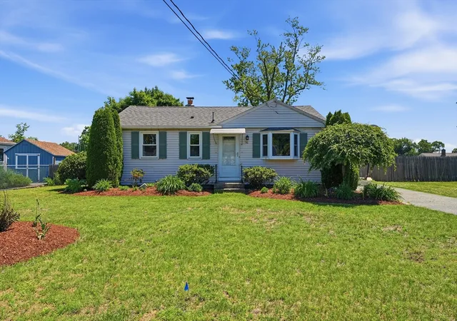 Homes for sale in Agawam, MA | 36 Vadnais St, Agawam, MA 01001 | MLS# 73533021